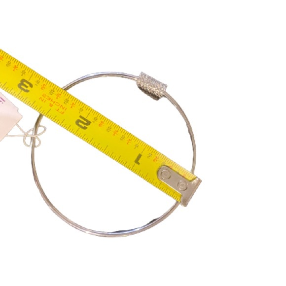 NWT SILVER CRYSTAL BANGLE BRACELET - Picture 4 of 4